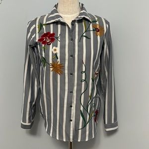 Saloon Women’s Long Sleeve Button Down Embroidered Collard Shirt